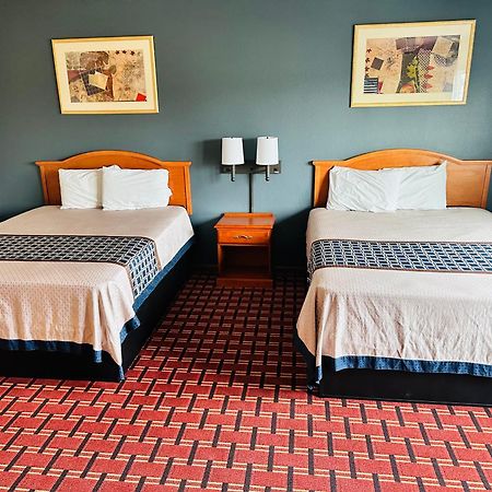 Regency Inn הדסון מראה חיצוני תמונה